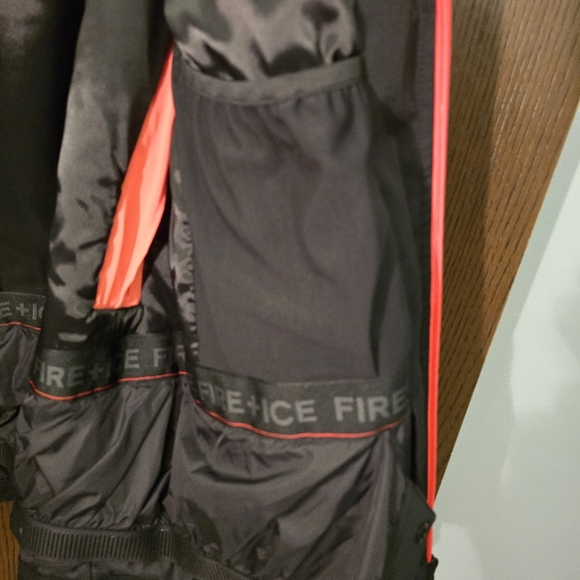 Bogner Fire + Ice Eason-To Ski Jacket - Waterproof, Insulated - Picture 4 of 8